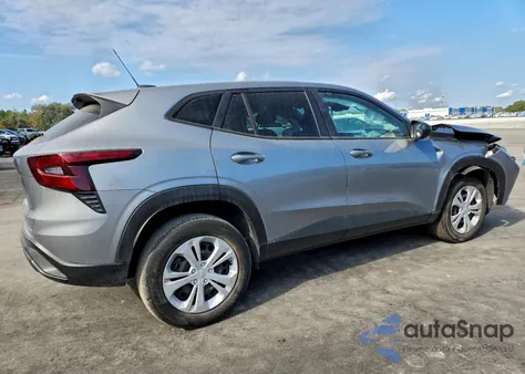 2024 Chevrolet Trax Ls из США, поврежденный, VIN KL77LFE20RC053163